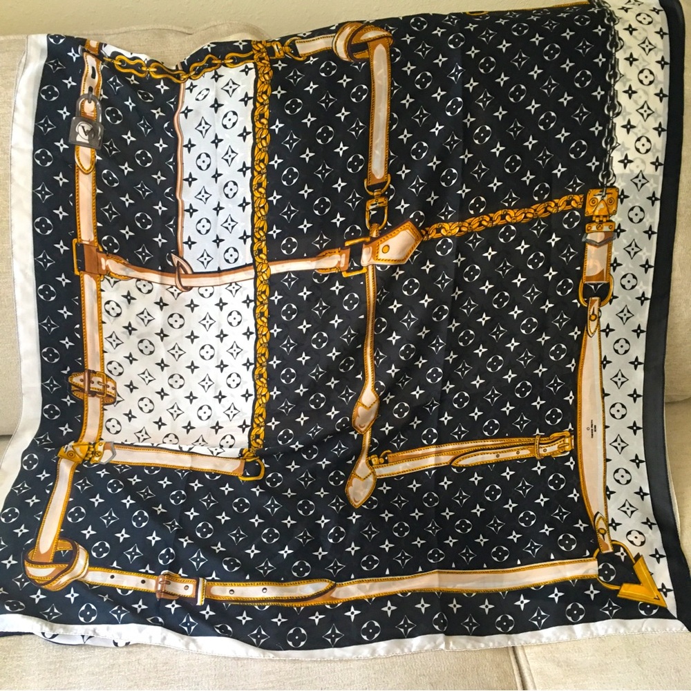 🟤Woman’s Vintage XLarge Shawl/Scraf Great Price